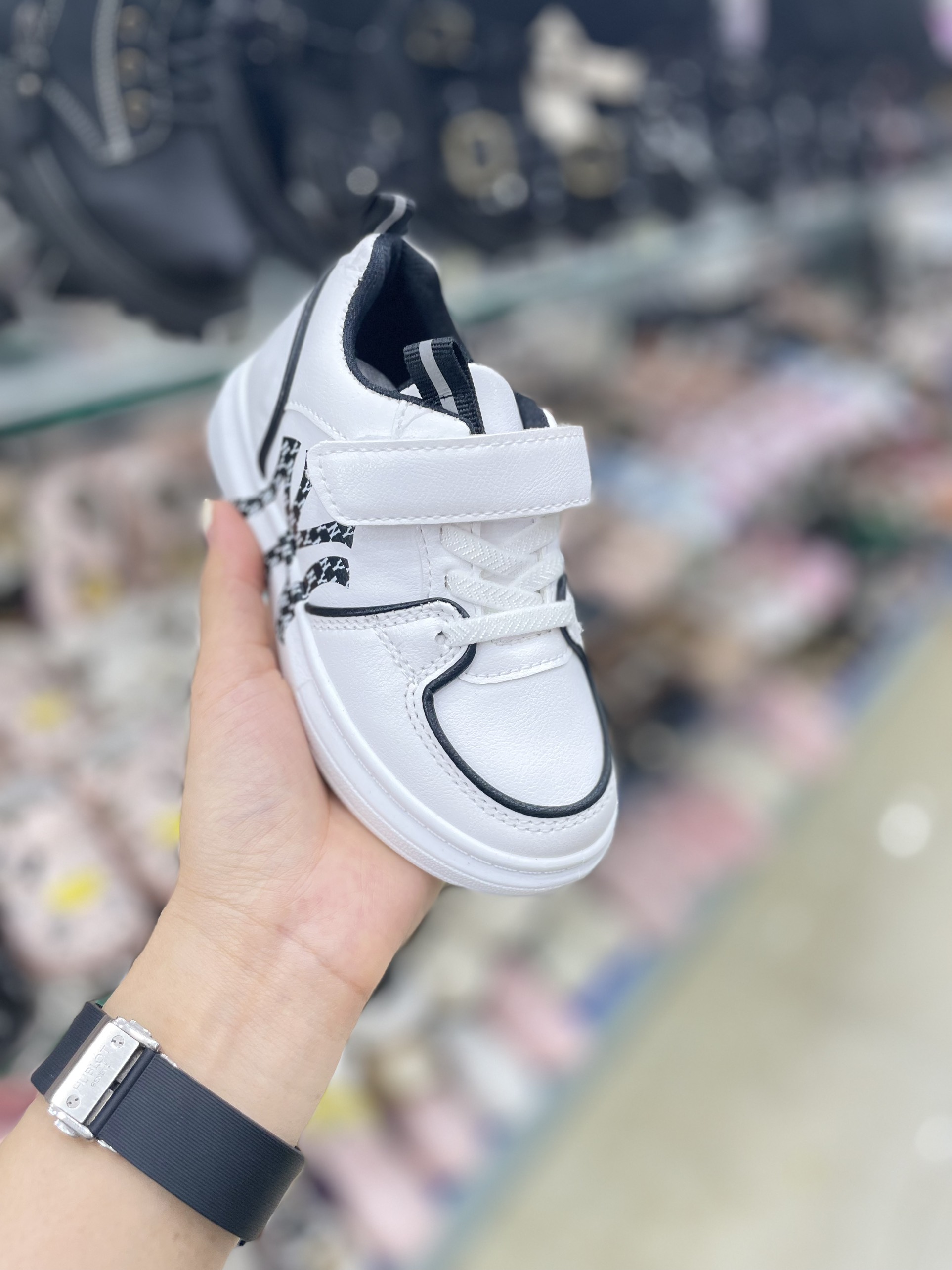 GIẦY THỂ BABY THAO NY.