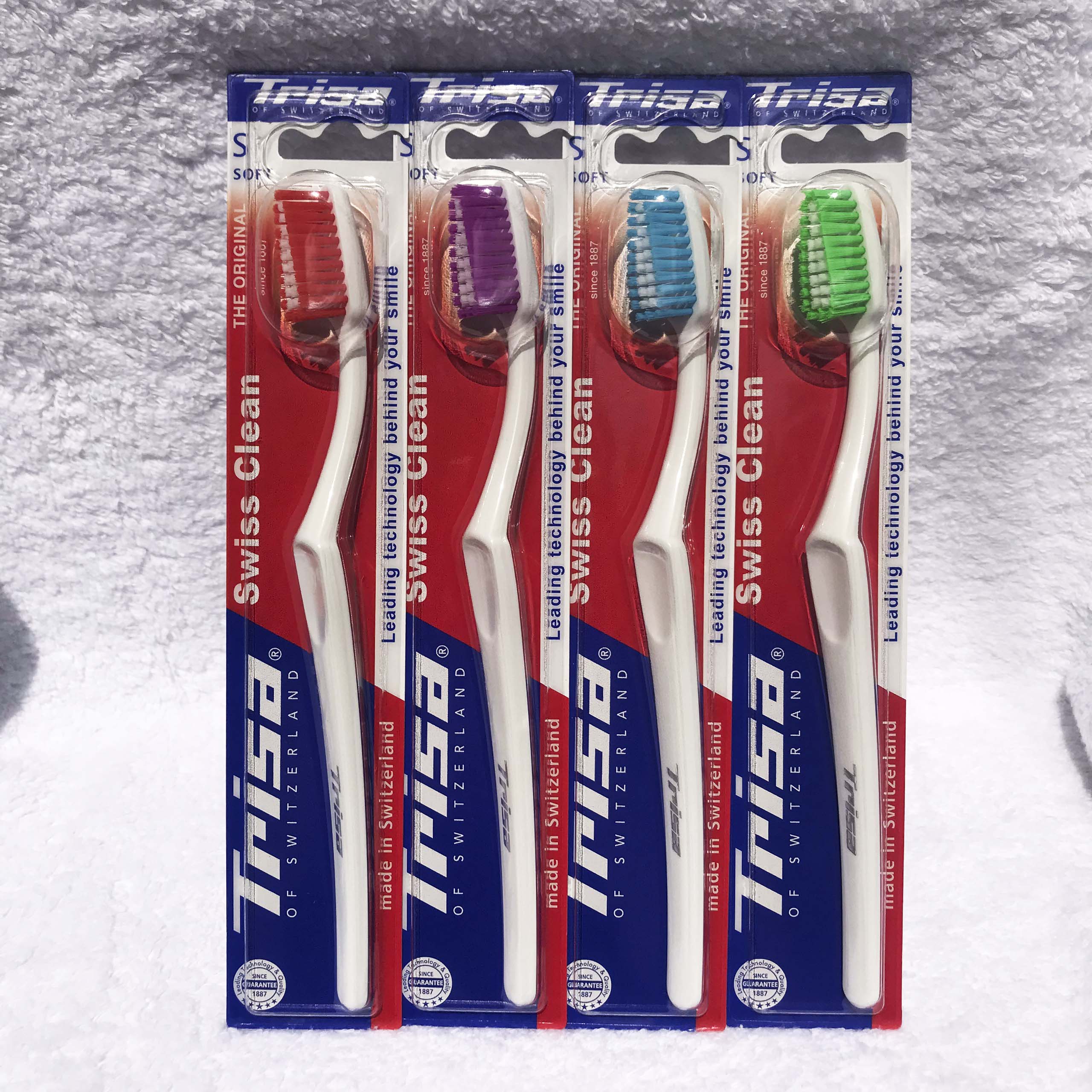 Combo 4 Bàn Chải Đánh Răng Trisa Swiss Clean Medium