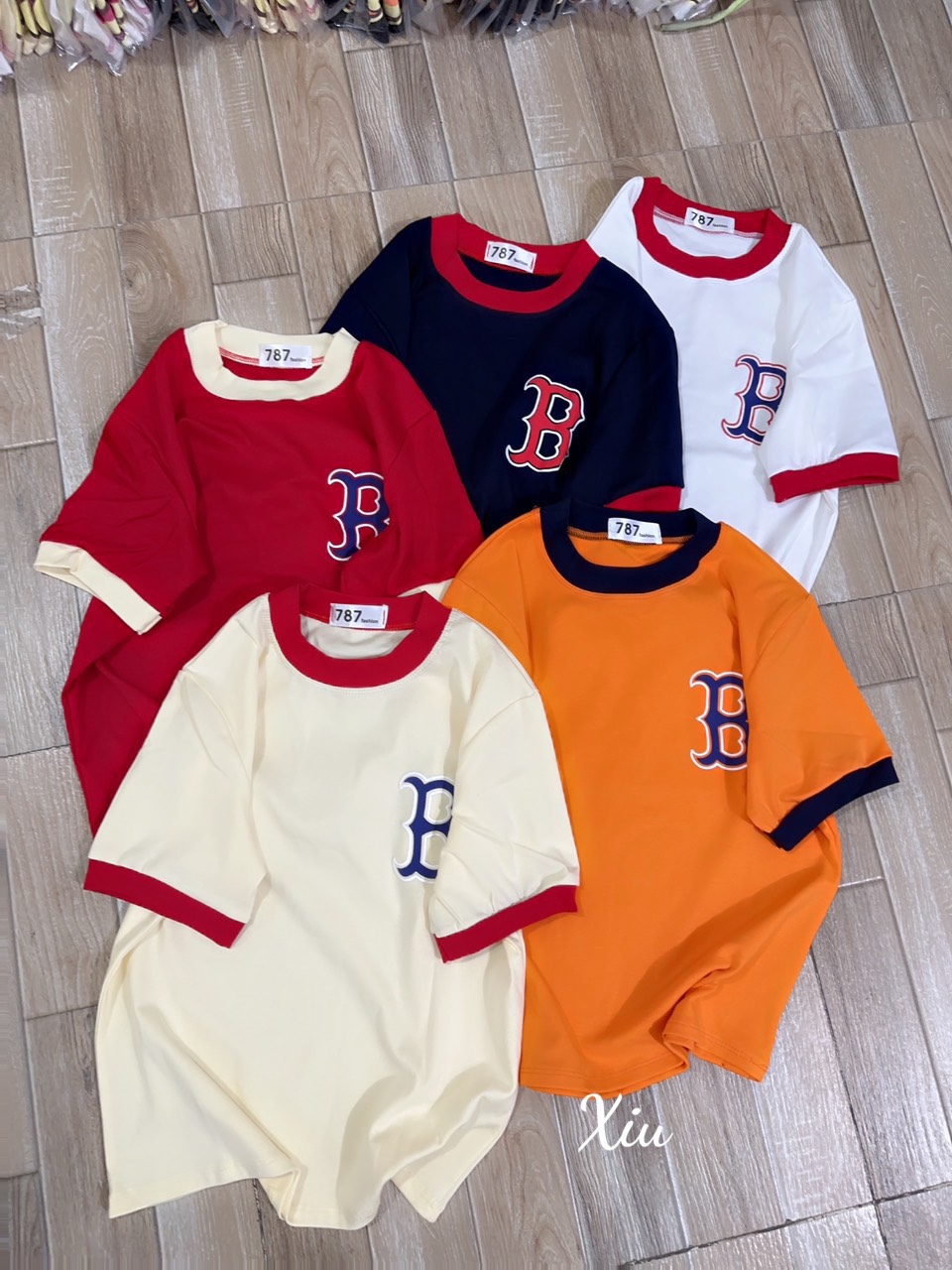 Áo thun Babytee dáng ôm phối viền chữ nổi ( Áo thun chữ B )