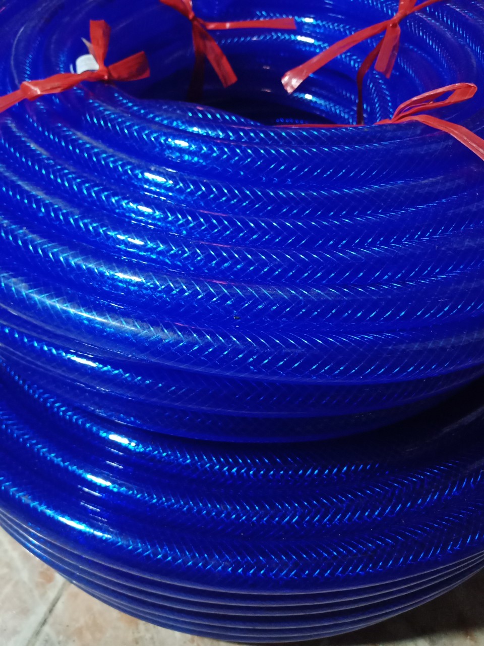 [HCM][1 cuộn] Ống nhựa PVC dẻo màu xanh phi 16mm