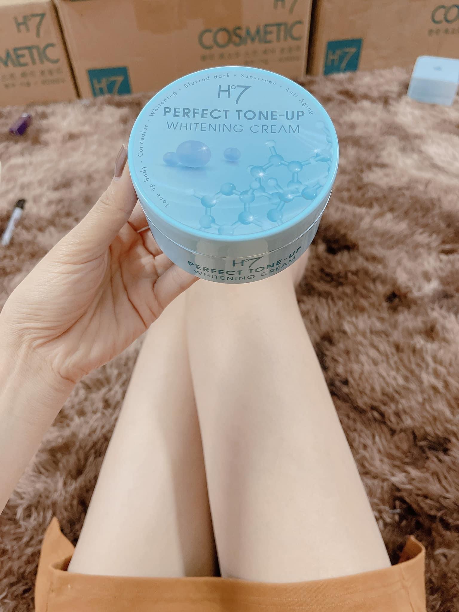 Kem body hc7 trứng cá hồi