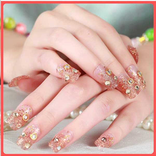 Bộ 24 Móng tay giả , nail giả A13 ( keo sẵn sau các ngón tay )