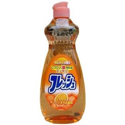 Chai nước rửa bát chén hương cam 600ml rocket