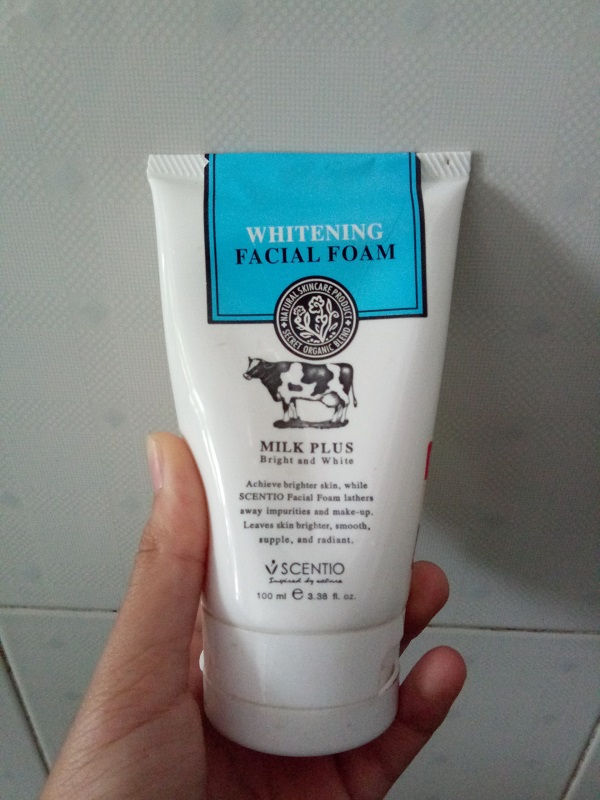 Sữa Rửa Mặt Dưỡng Ẩm Milk Cleanser giá rẻ