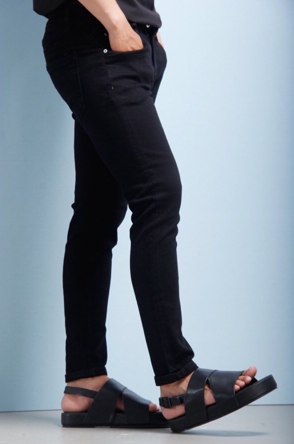 QUẦN JEAN NAM SKINNY  ĐEN TRƠN