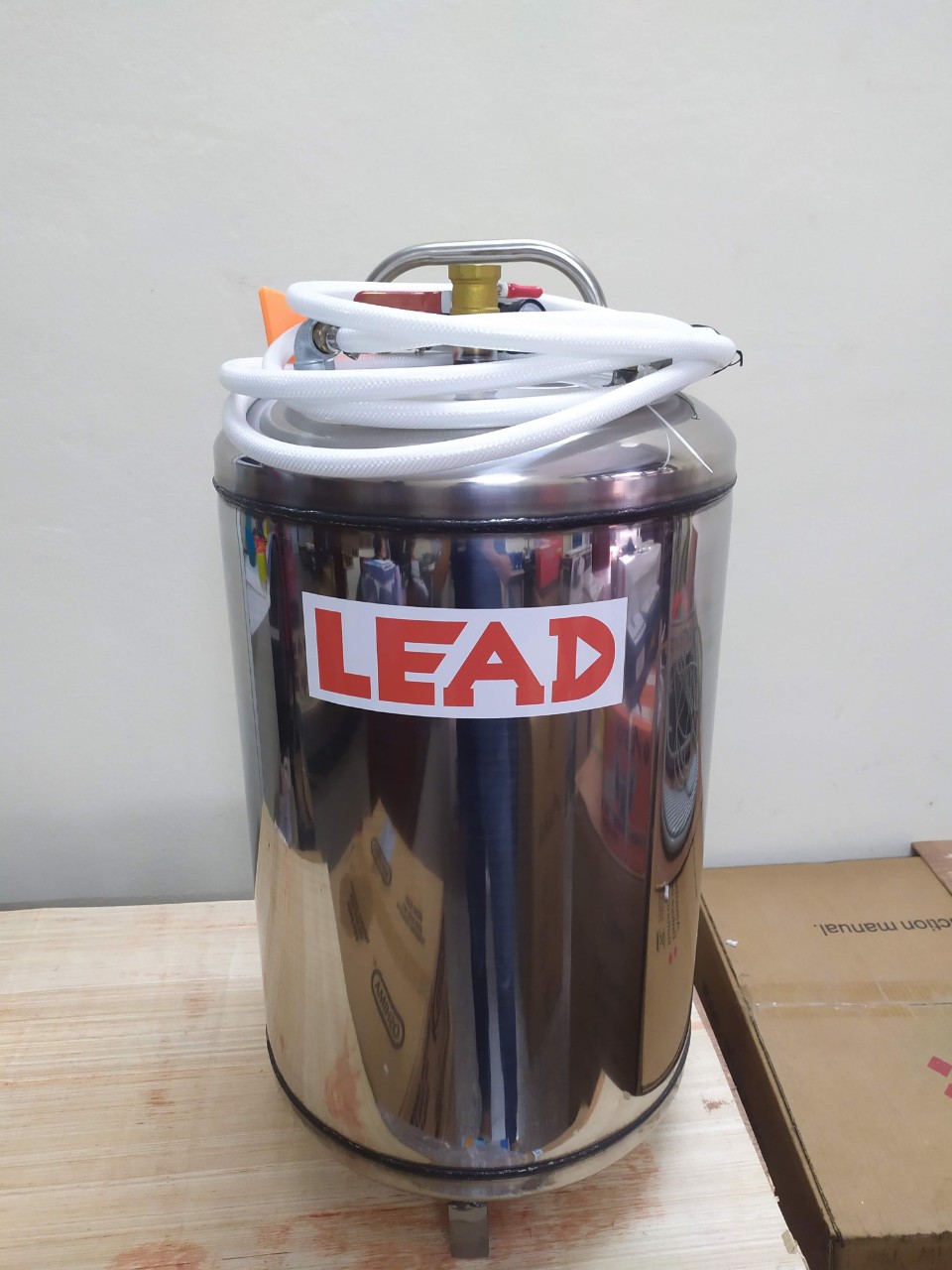 BÌNH BỌT TUYẾT RỬA XE 80 LÍT INOX LE-80I