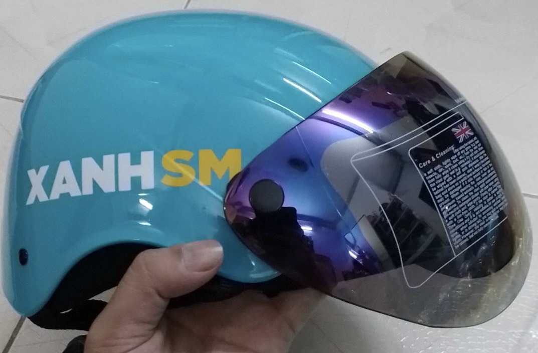 Nón bảo hiểm xe điện xanh sm nữa đầu chuẩn mẫu