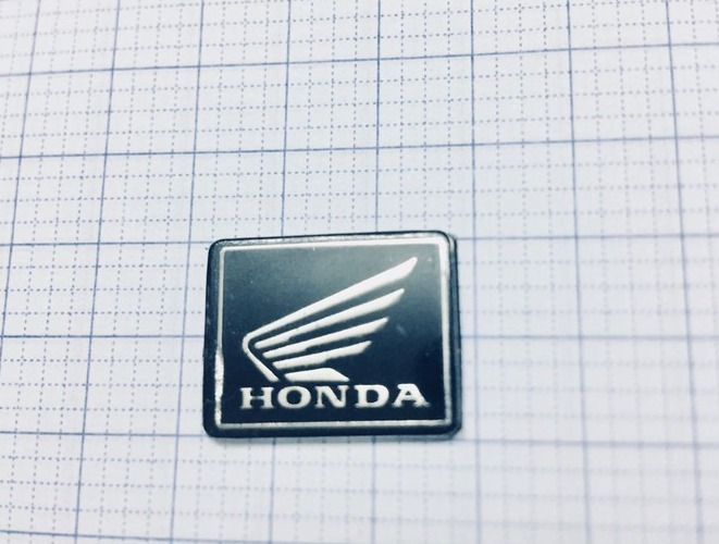 tem logo cánh chim honda