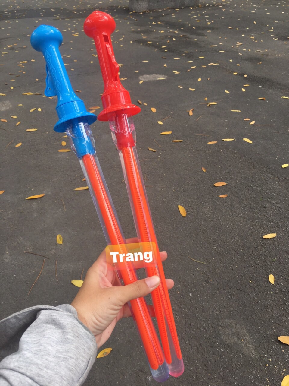 [HCM]Đồ thổi Bong bóng xà phòng khổng lồ