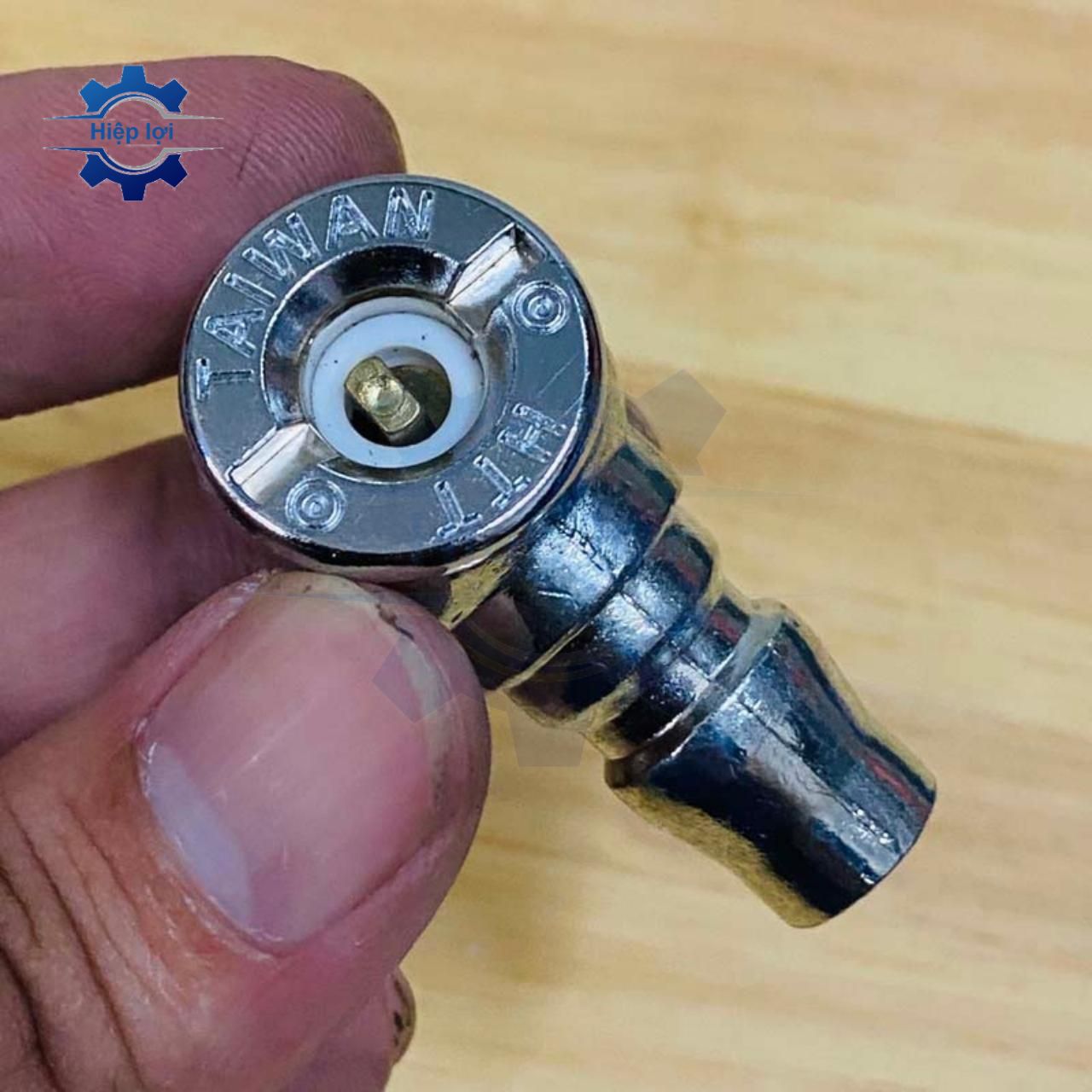 Đầu bơm xe máy – dễ sử dụng, bơm nhanh, phù hợp tiệm sửa xe & gia đình
