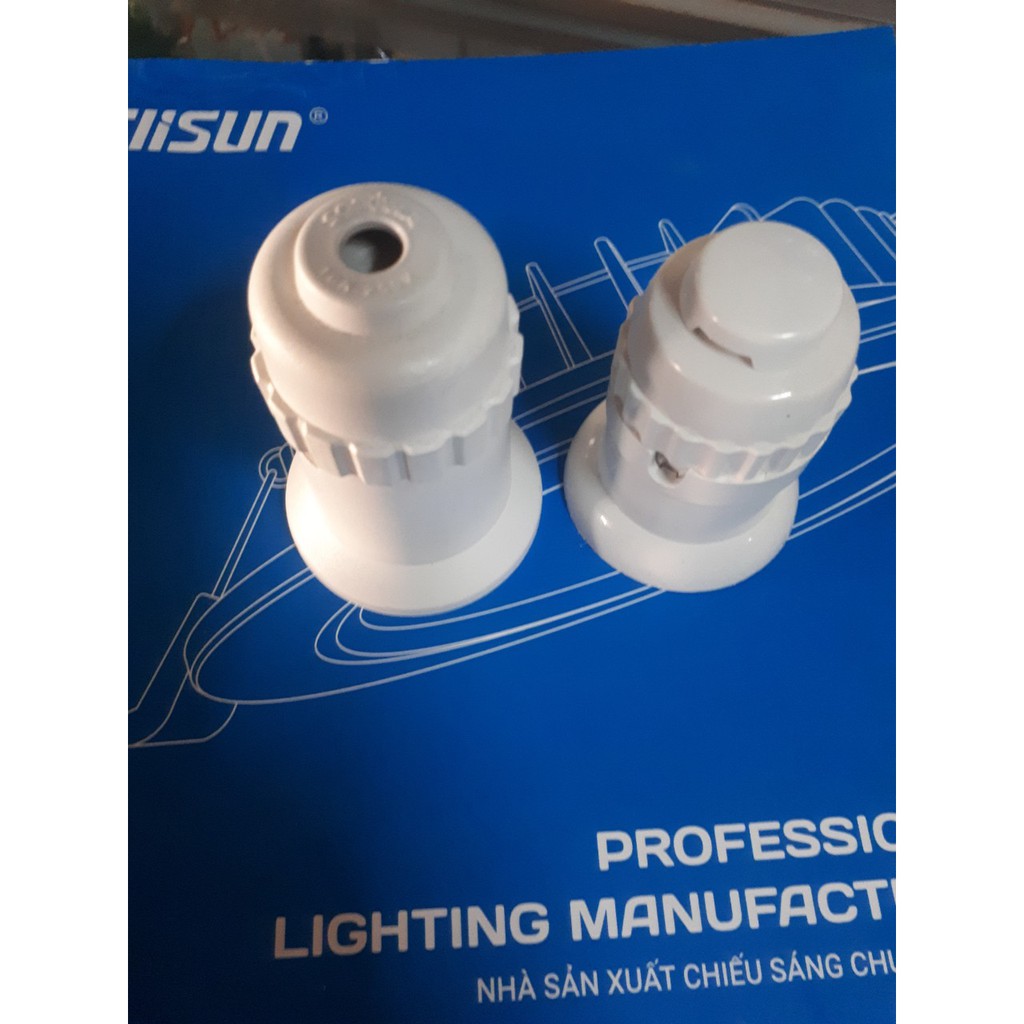 Đui Điện Chống Nước Lõi Ren Sứ