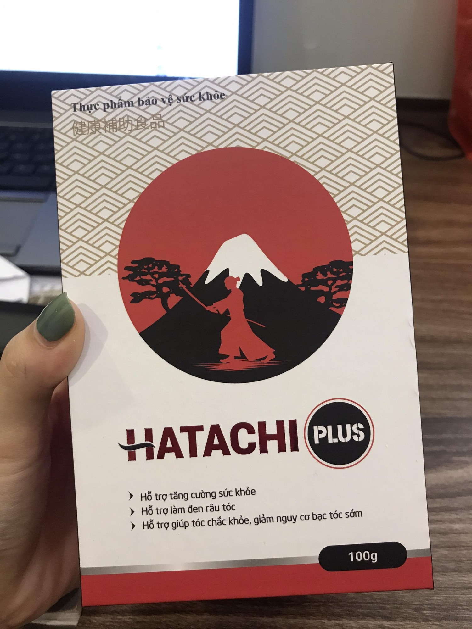Hatachi Plus - cải thiện tóc bạc