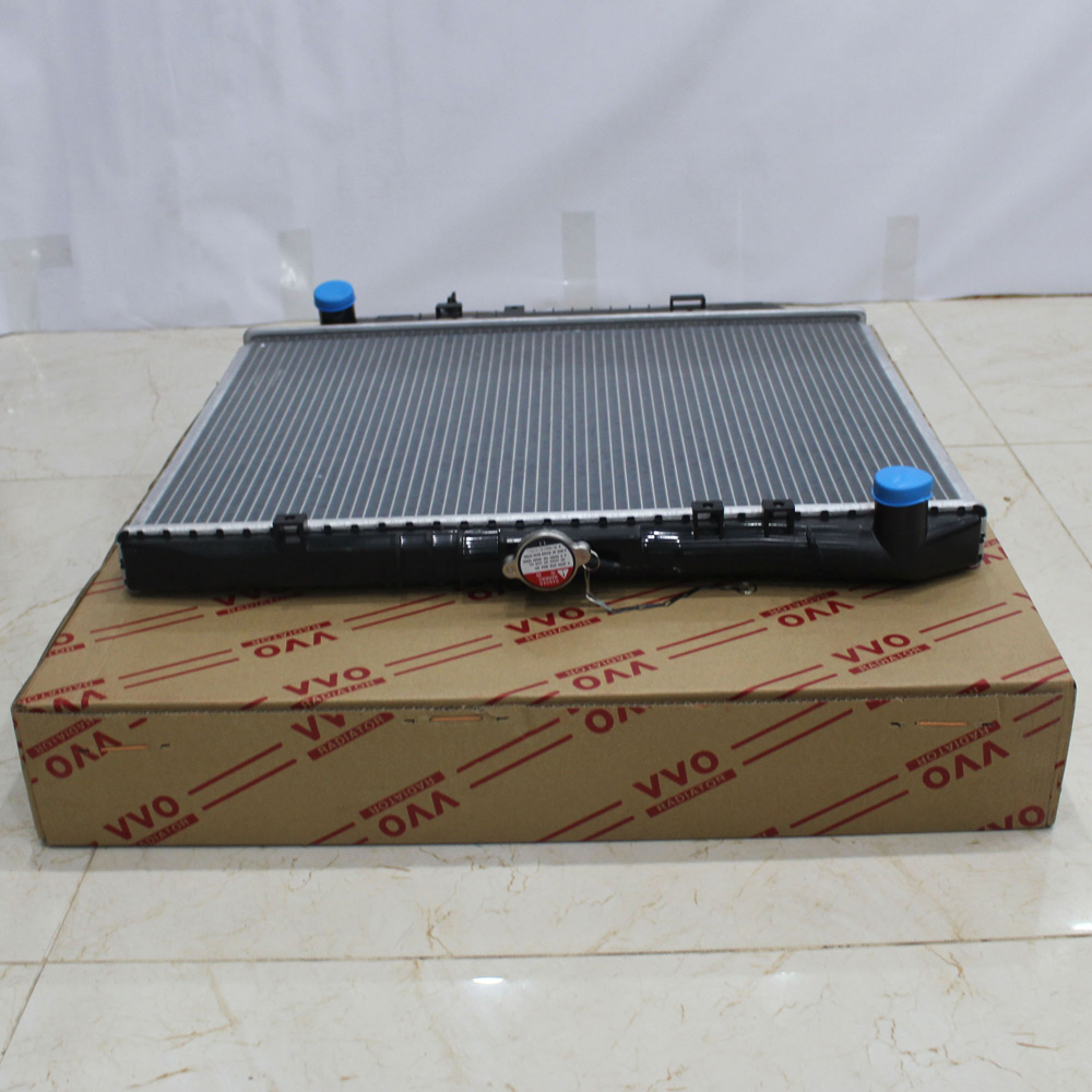 Két nước Isuzu Trooper, 2003-2008, số sàn, cao cấp