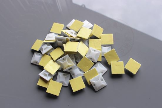 Đế dán dây rút TM20 - Túi 100 cái