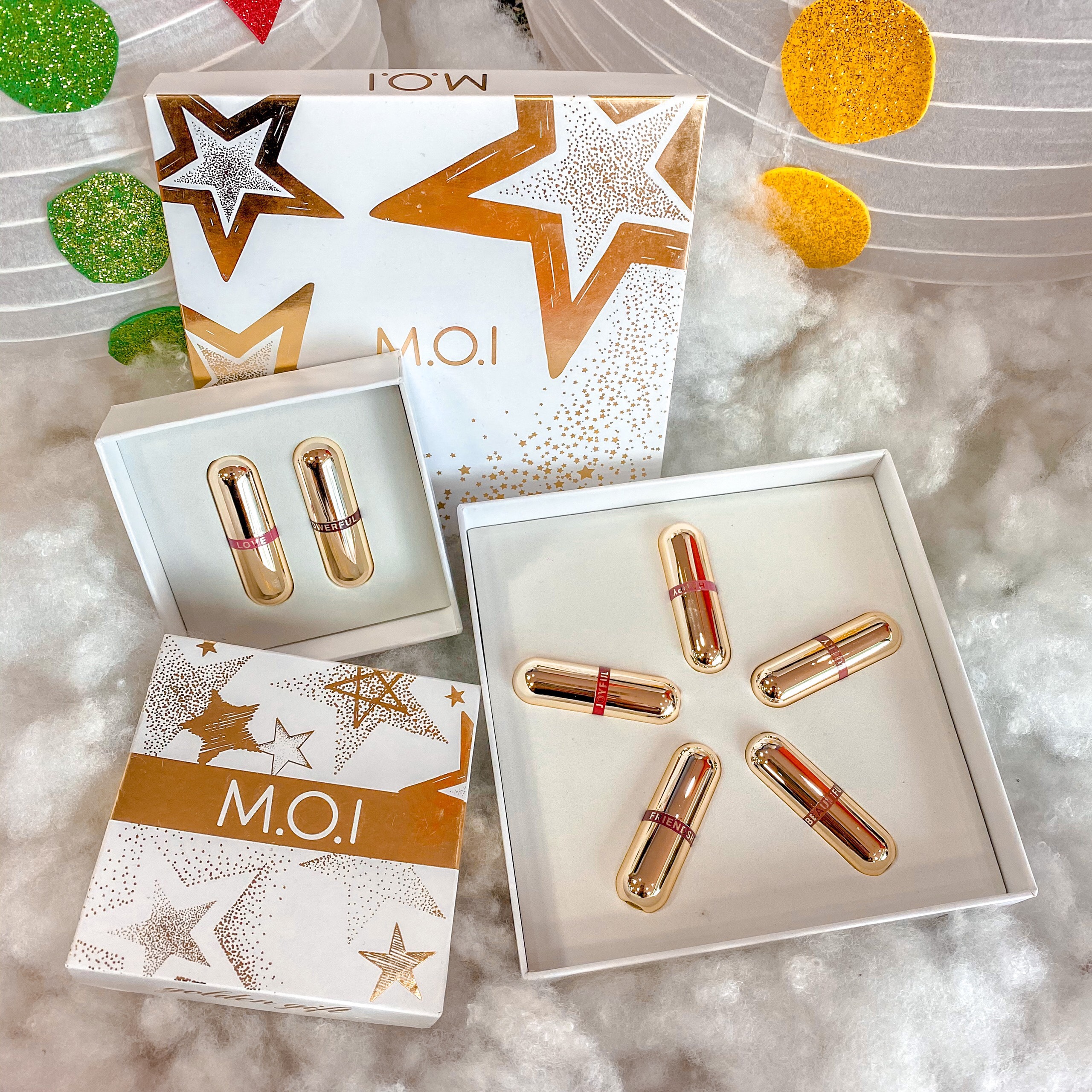 Son thỏi mini #GoldenGift Hồ Ngọc Hà - MOIcosmetics