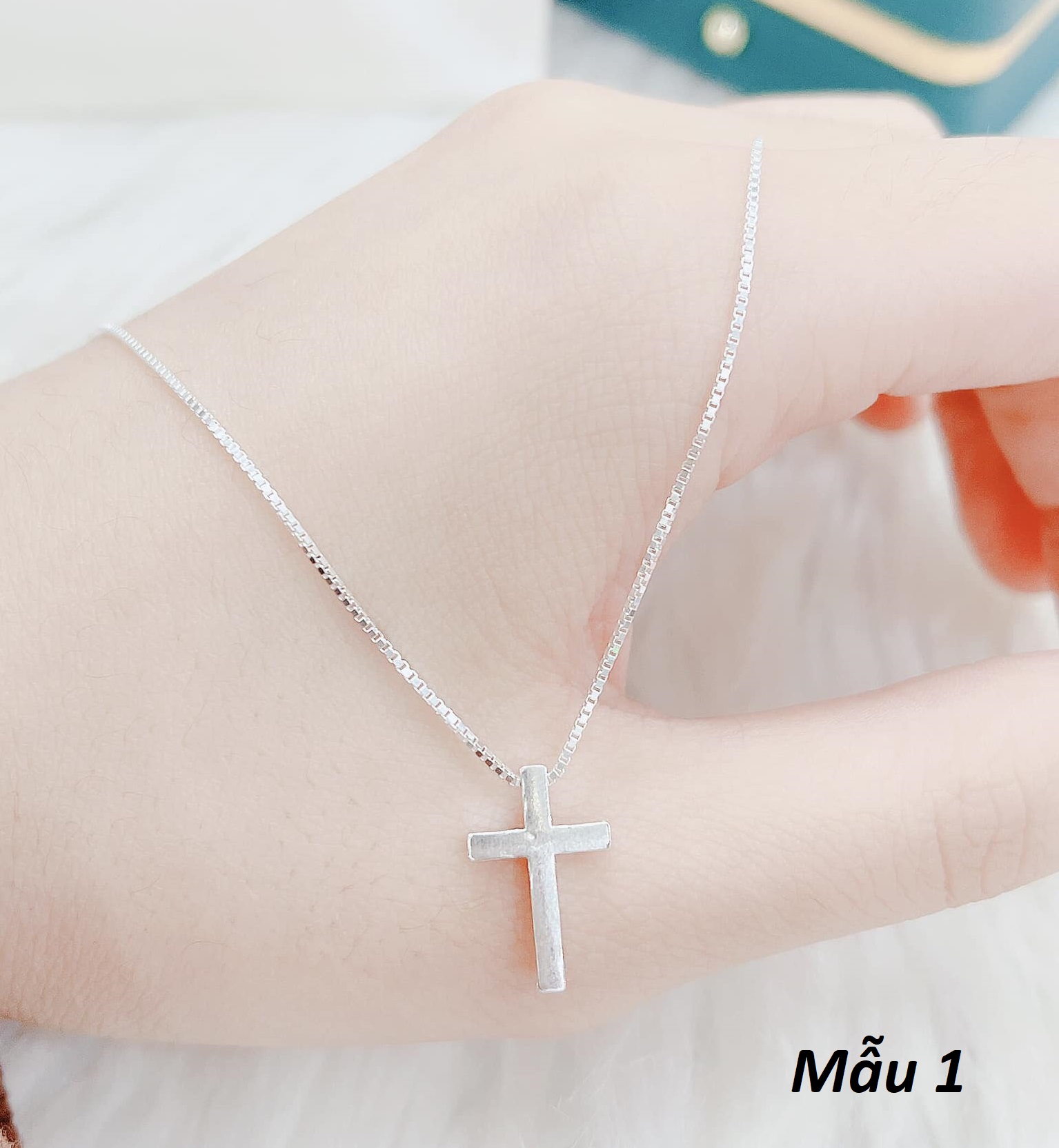 Dây chuyền nữ bạc Ý mặt thánh giá MS95b