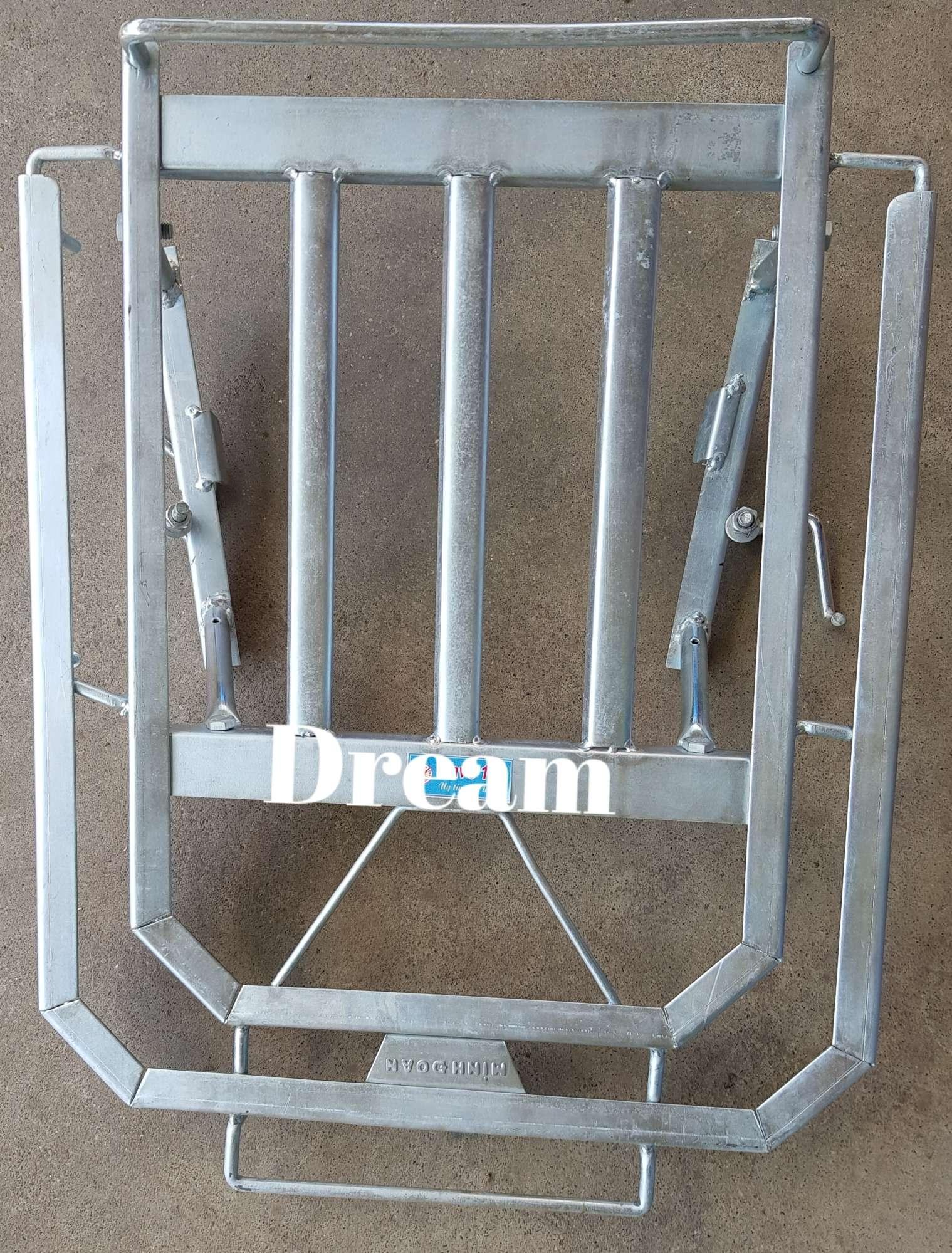 Giá chở hàng lắp xe máy xe Dream
