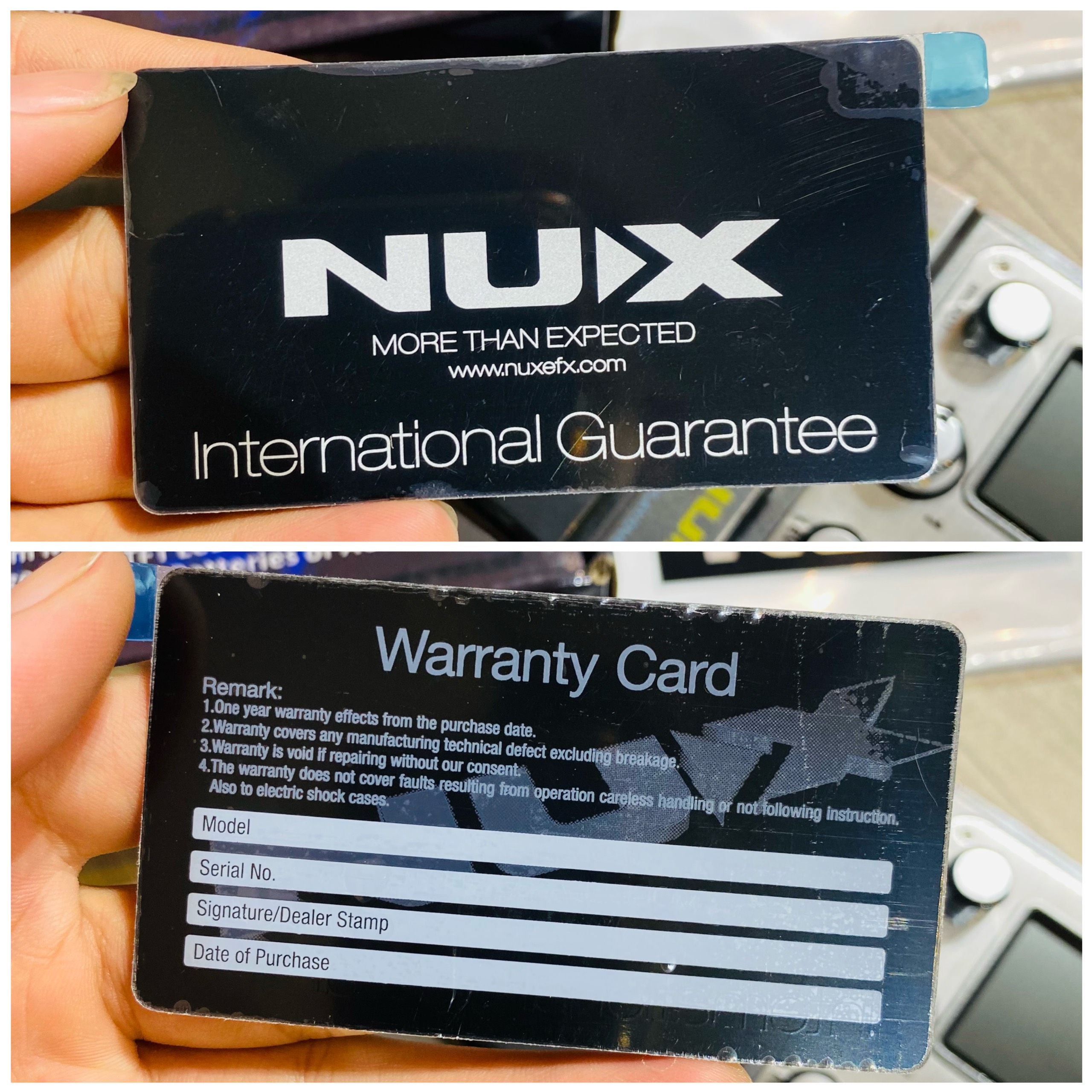 Phơ bàn Nux MG100 dành cho guitar điện