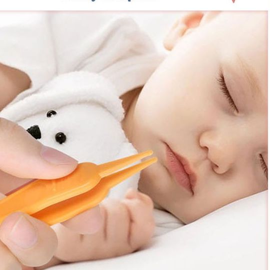 Dụng cụ gắp gỉ mũi an toàn cho bé