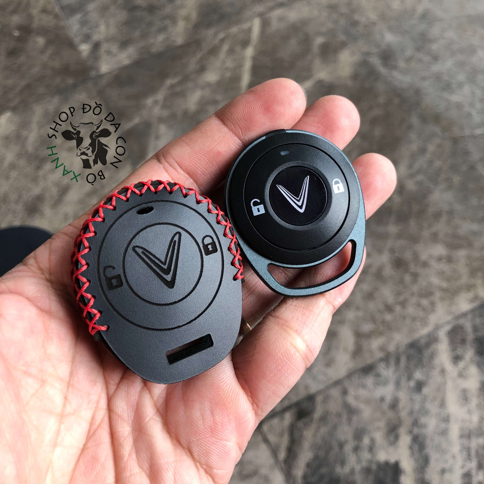 Bao da chìa khoá Remote tìm xe Vinfast Klara chống trộm handmade da thật