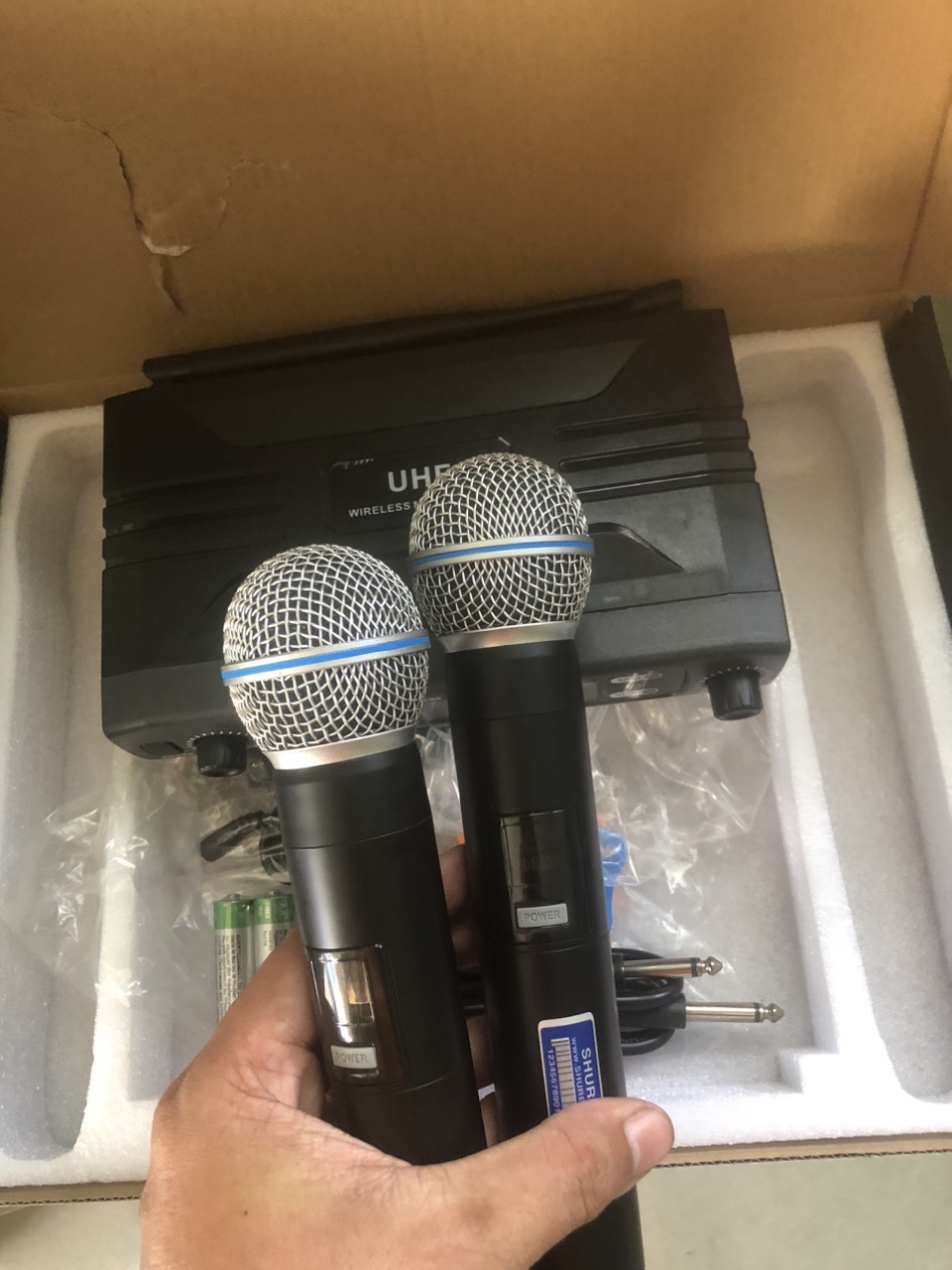 MICRO KHÔNG DÂY SHURE PRO vt500