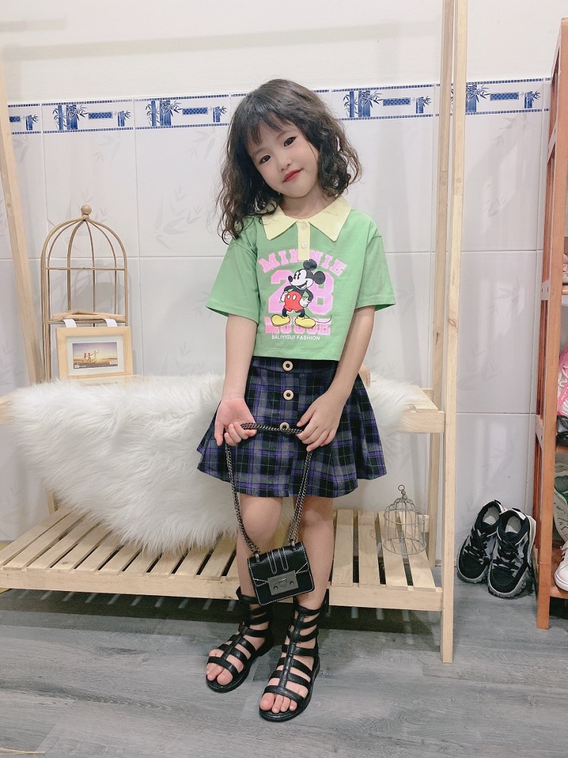 Áo Croptop cổ trụ in Mickey cho bé gái 20-55kg