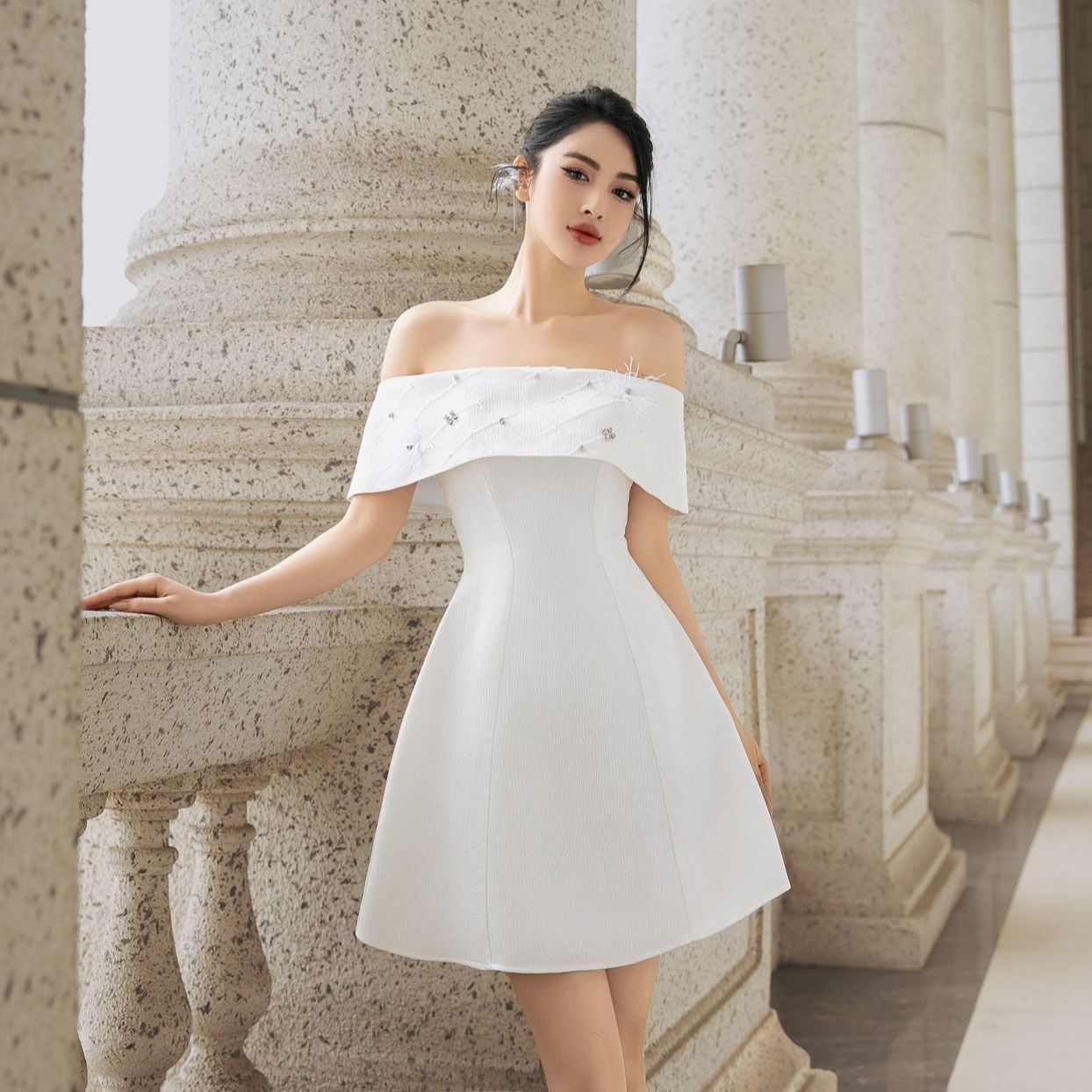 Voucher siêu sale 15% OLV - Đầm Harmoni Off Shoulder Dress