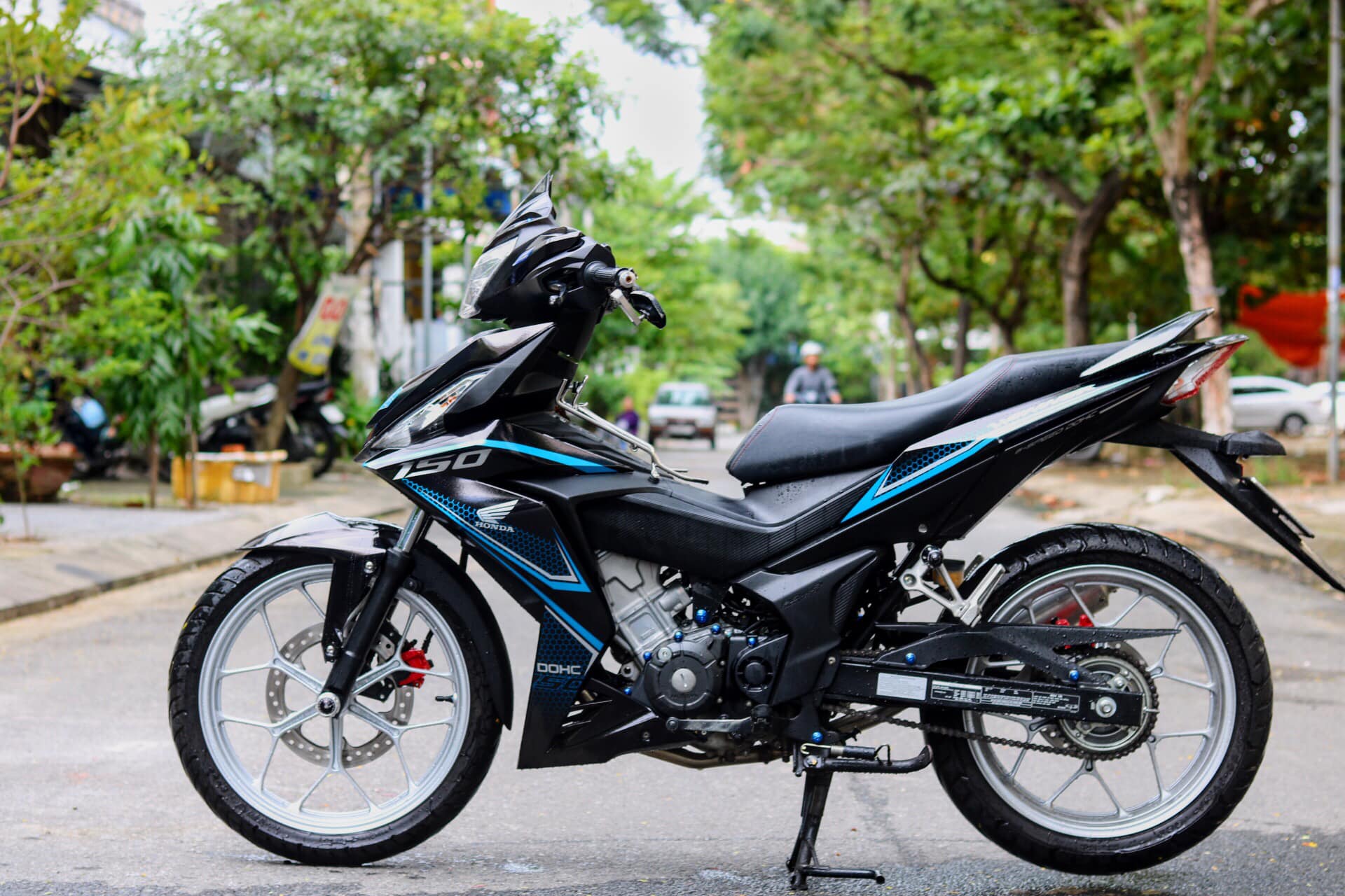 Tem rời dán xe winner v1 xanh đen cực đẹp, hàng 3 lớp chất lượng cao