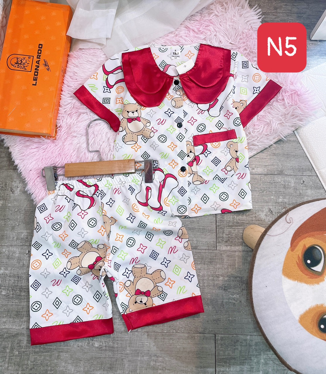 bộ pizama quần lửng lụa mango sz 22-33kg
