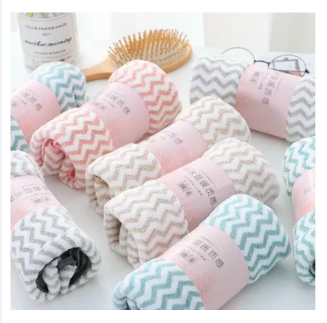 Khăn Mặt Cao Cấp Kích Thước 30x50cm (Màu ngẫu nhiên - khăn kẻ sọc)