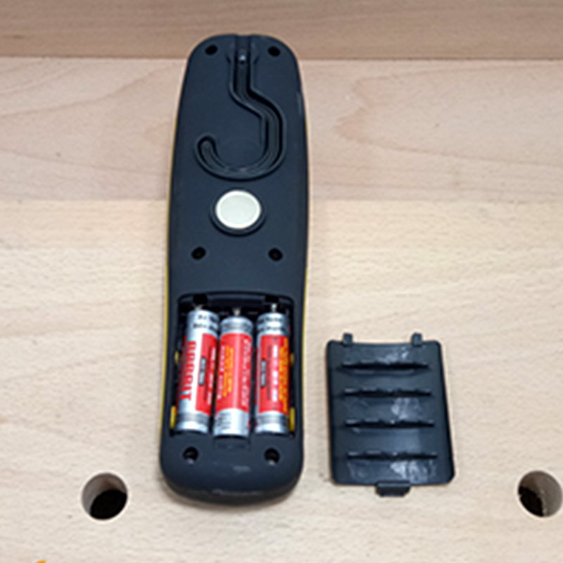 Đèn Pin chống va đập 24 Led Tolsen 60015