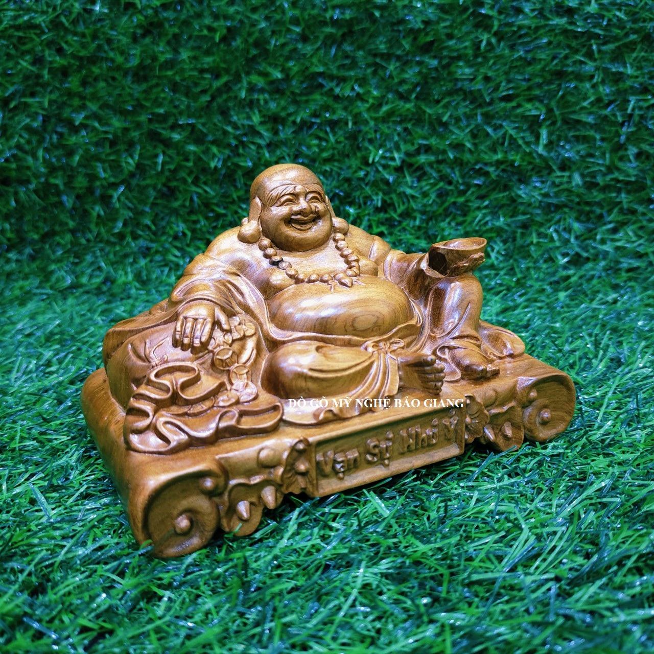 Tượng phật di lặc gỗ bách xanh