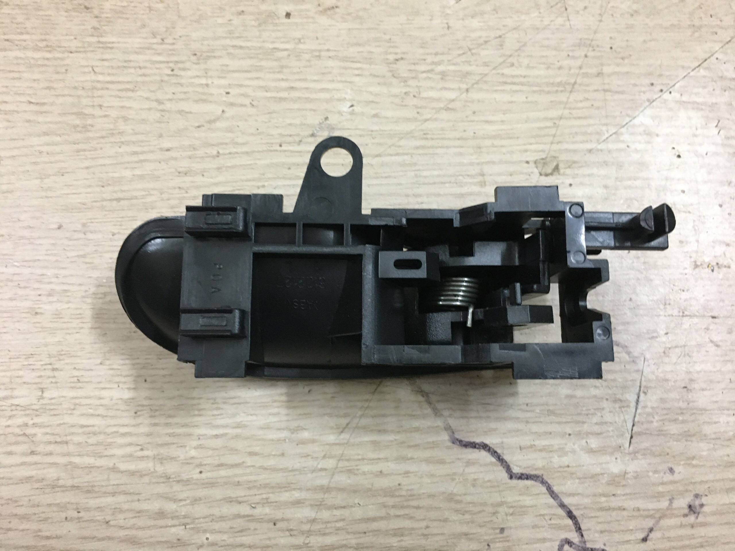 Tay mở cửa trong BYD F0