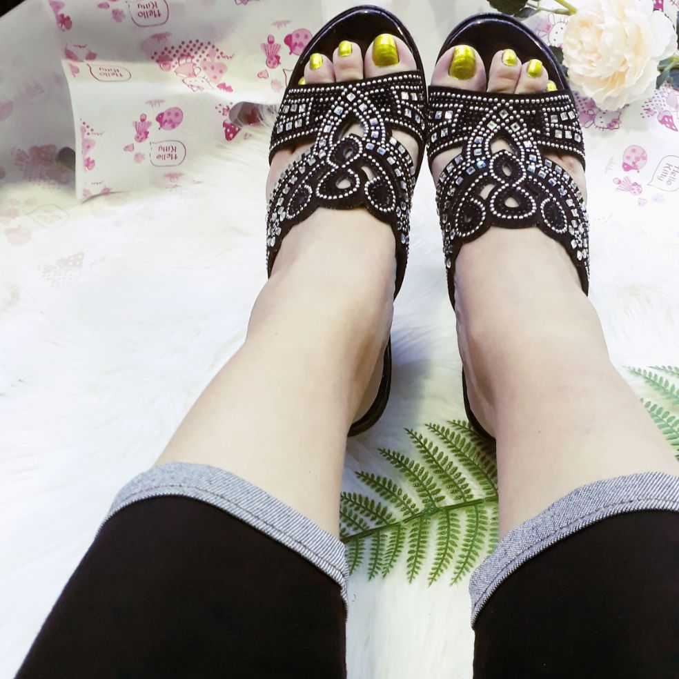 #dép xuồng trung niên đính xoàn