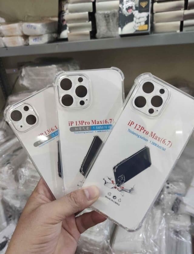 Ốp chống sốc dày dặn chống ố dành cho IP