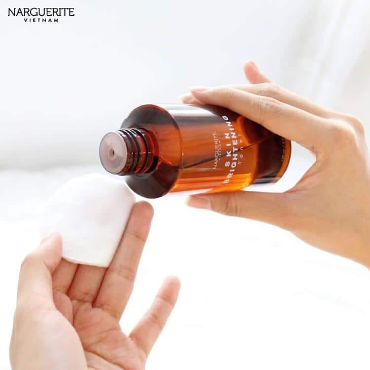 Nước Hoa Hồng Dưỡng Ẩm Làm Sáng Da 150ml