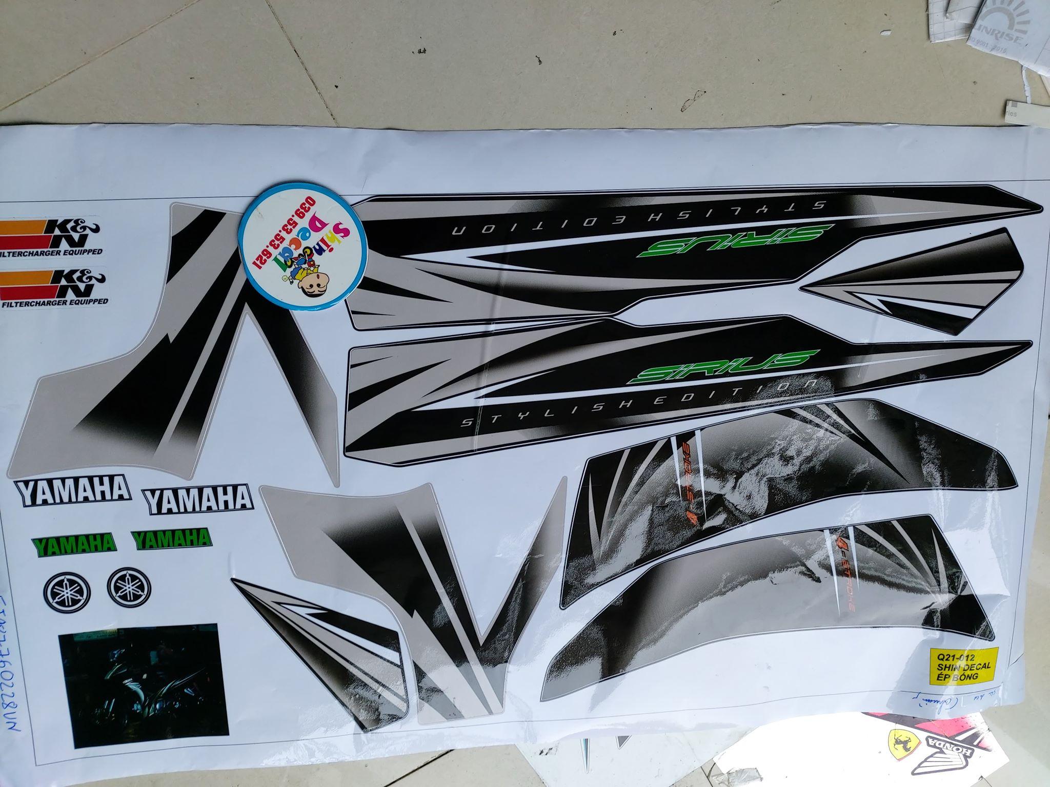 Tem xe sirius trắng đen