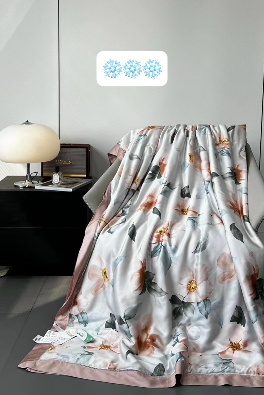High-Quality 60S Tencel Silk Summer Blanket