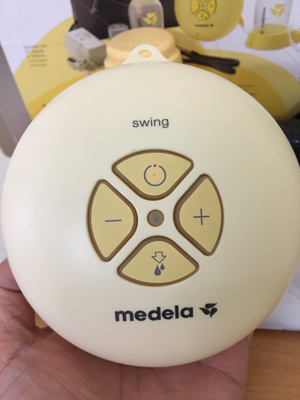 Máy hút sữa Medela Swing đơn like new