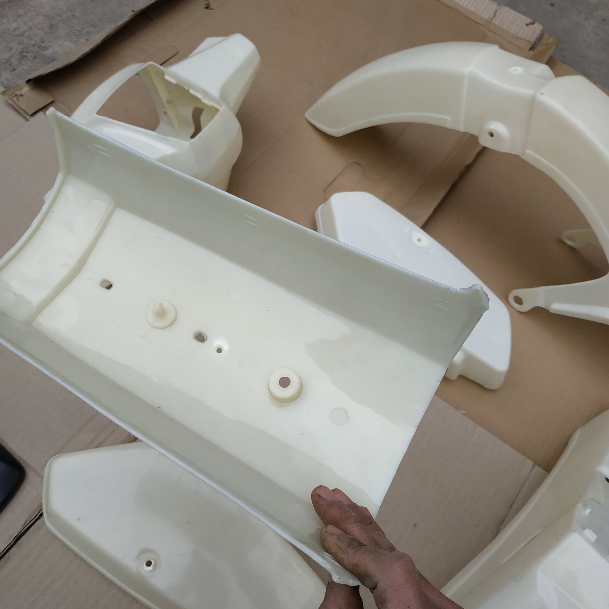 nhựa mặt lạ xe cup 82 custom DD