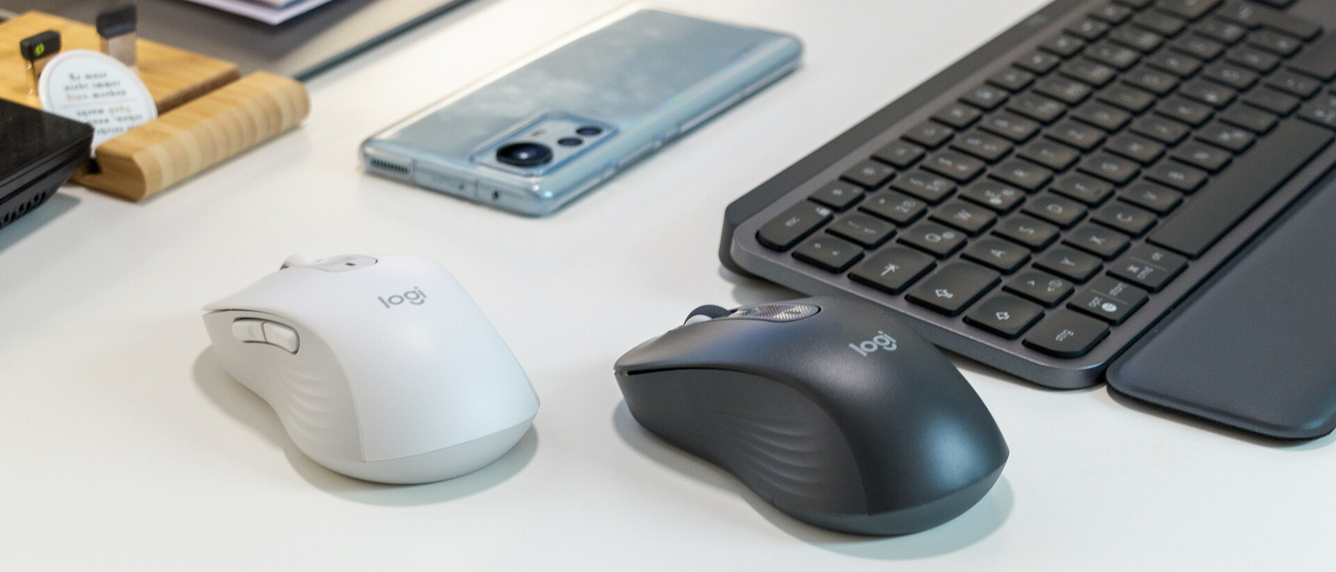 Logitech M650 / M650L Wireless Mouse Bluetooth / USB Silent Scroll Smartwheel - Genuine Warranty