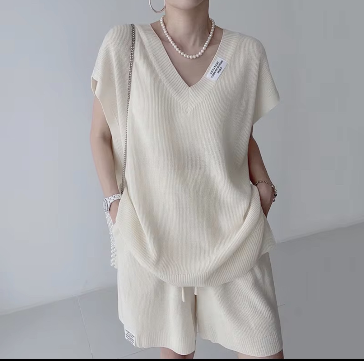 Set áo + quần len thụng cá tính 420k