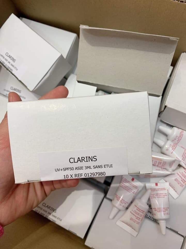 Kem Chống Nắng Clarins 3ml mẫu mới (màu trắng, hồng, tím)