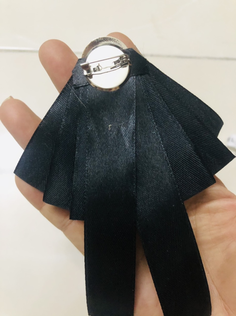 [HCM]Cài áo mặt vuông đá. KT 10 X 15cm