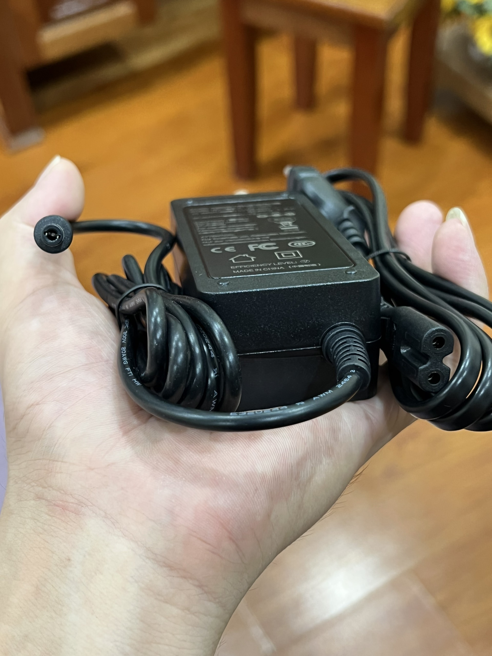 NGUỒN SẠC MÀN HÌNH MÁY TÍNH AOC 12V