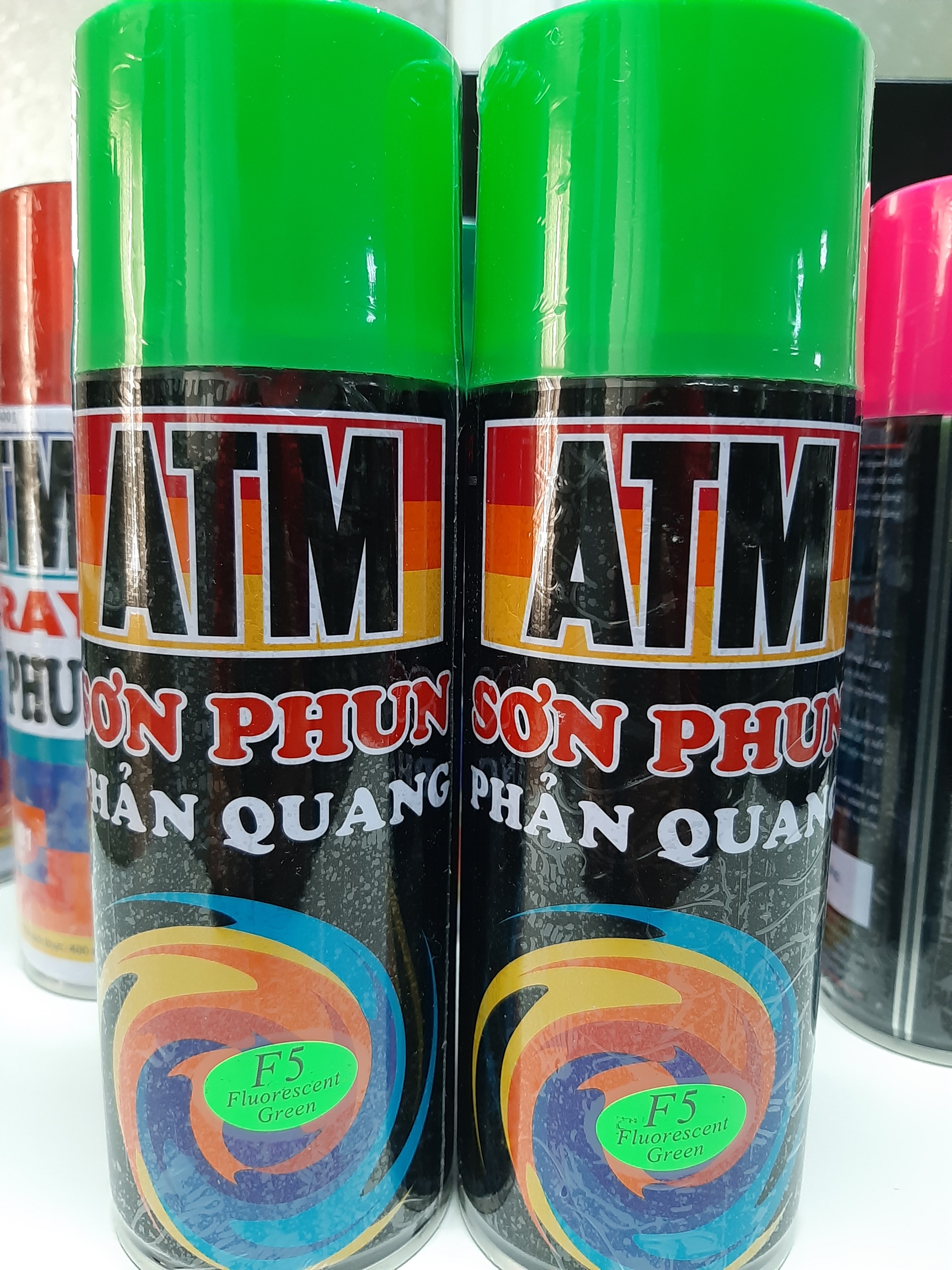 Sơn xịt phản quang xanh lá atm f5 chính hãng