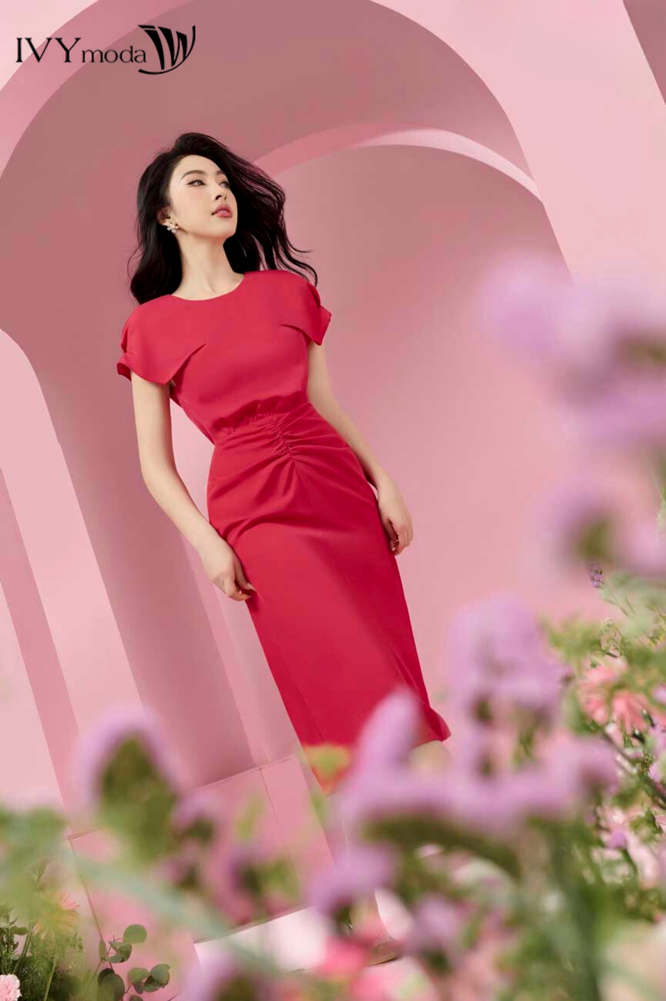 Đầm ôm xếp nhúm IVY moda MS 48M8316