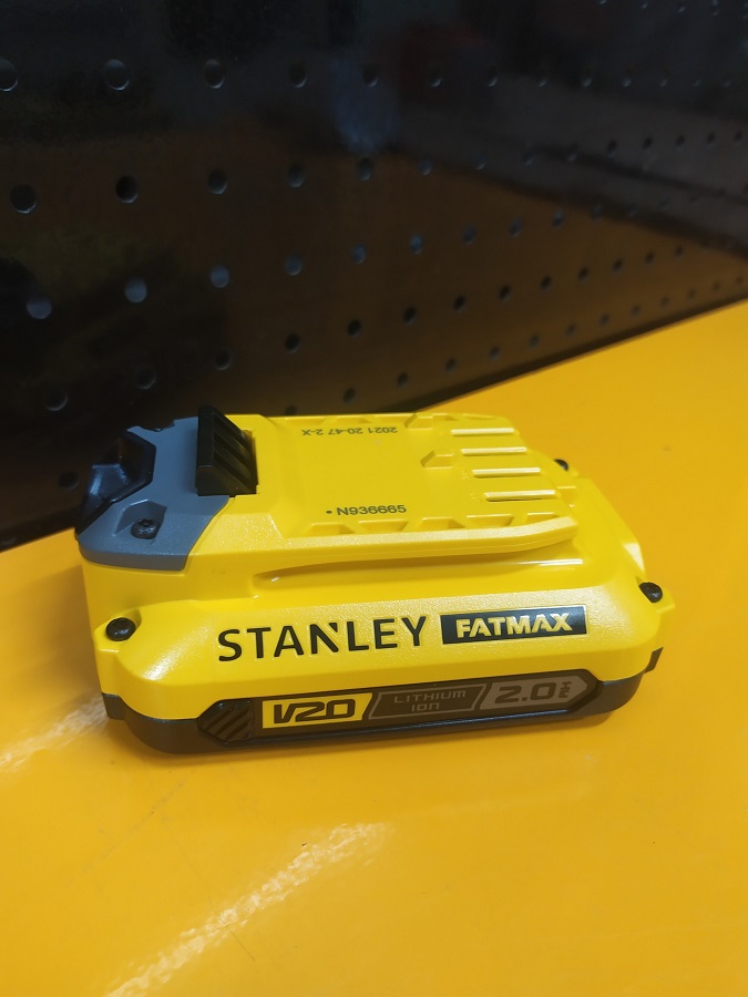 Pin li-ion cho máy khoan 20V Stanley SB202