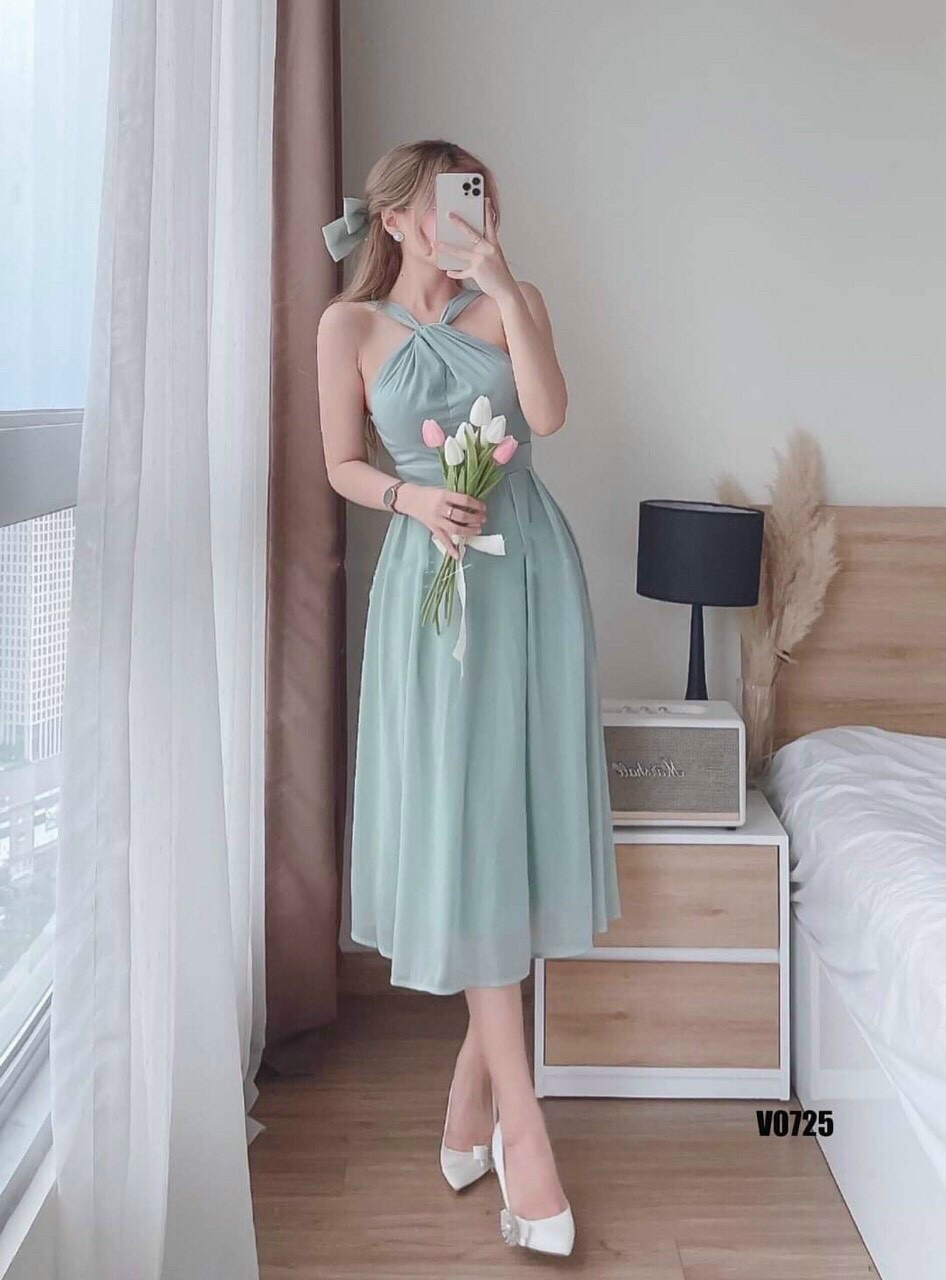 [FREESHIP MAX + HOÀN TIỀN MAX 15%] Đầm Nữ Cổ Yếm Dài, Hở Lưng Tôn Dáng Trẻ Trung