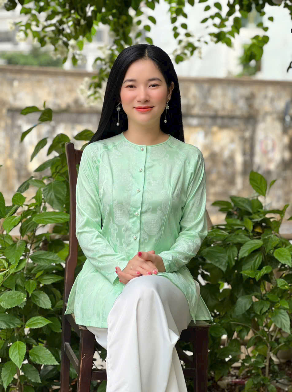ÁO BÀ BA CÁCH TÂN LỤA GẤM DÂY KÉO